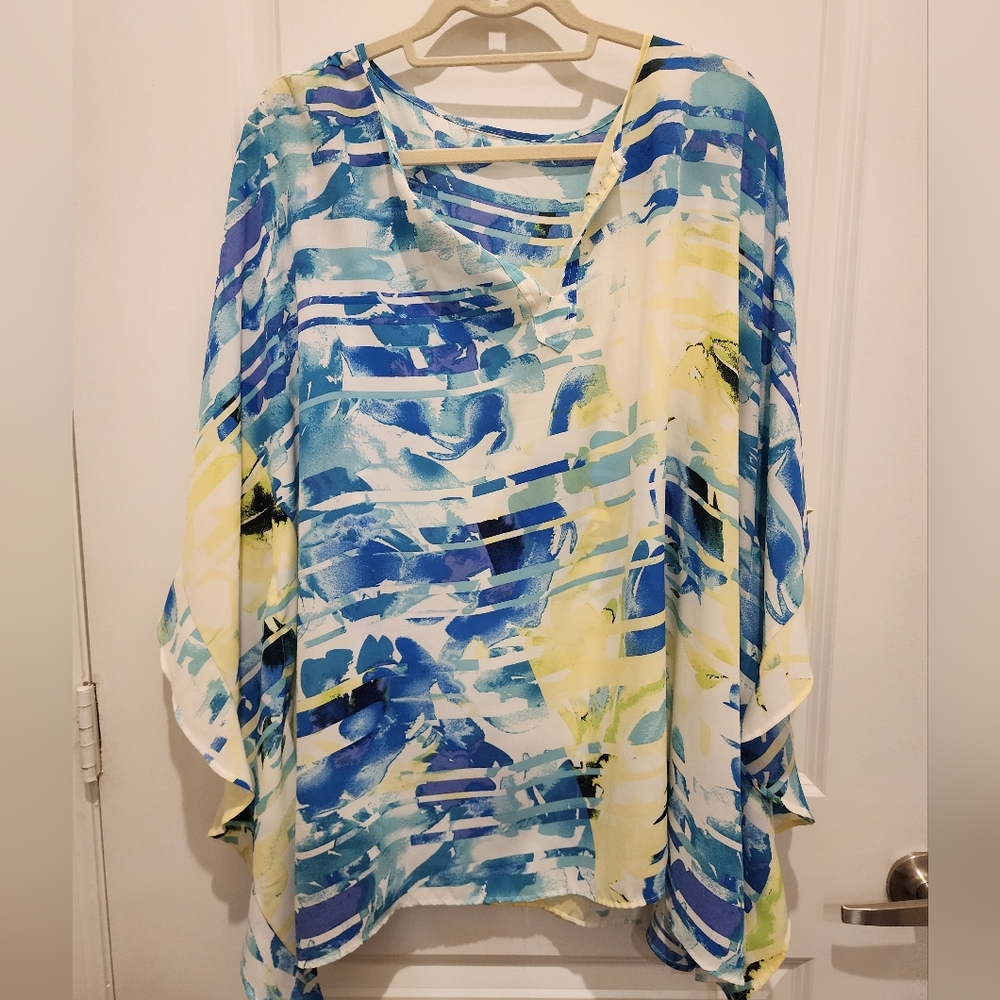 Avenue poncho top
